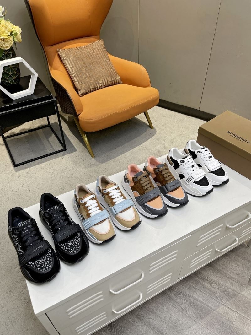 Burberry Low Shoes